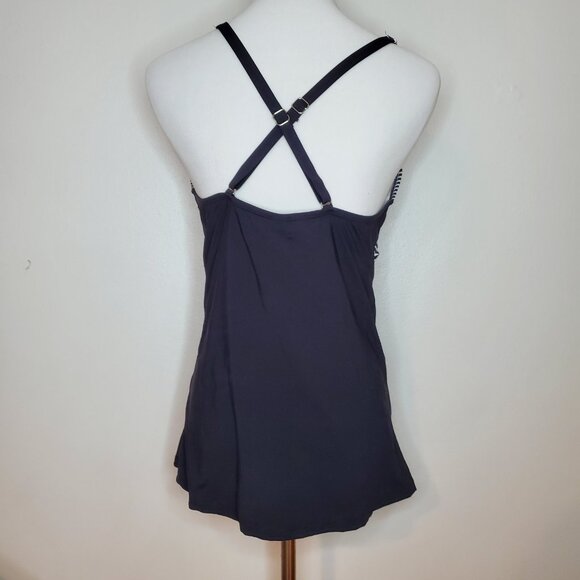 Yonique Twist Front V Neck Tummy Control Swim Top Size XL Black & White Striped - Picture 8 of 13